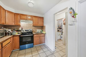 014_F8_3050-3058 Davis St