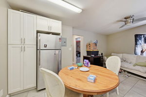 024_F8_3050-3058 Davis St