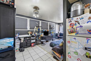 031_F8_3050-3058 Davis St