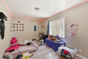 040_F8_3050-3058 Davis St