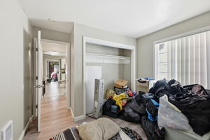 043_F8_3050-3058 Davis St