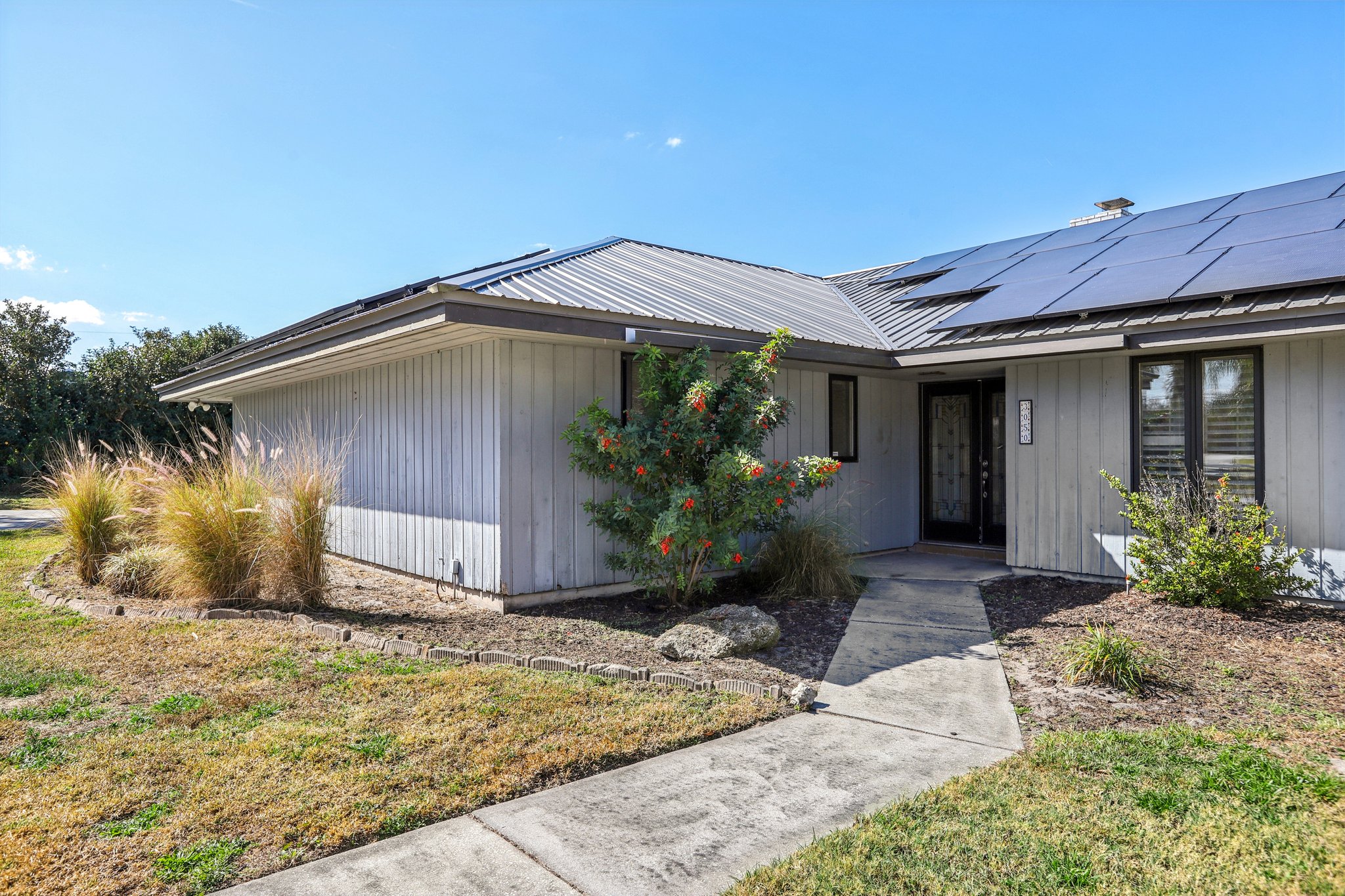 Crump Rd-S3101-010.jpg