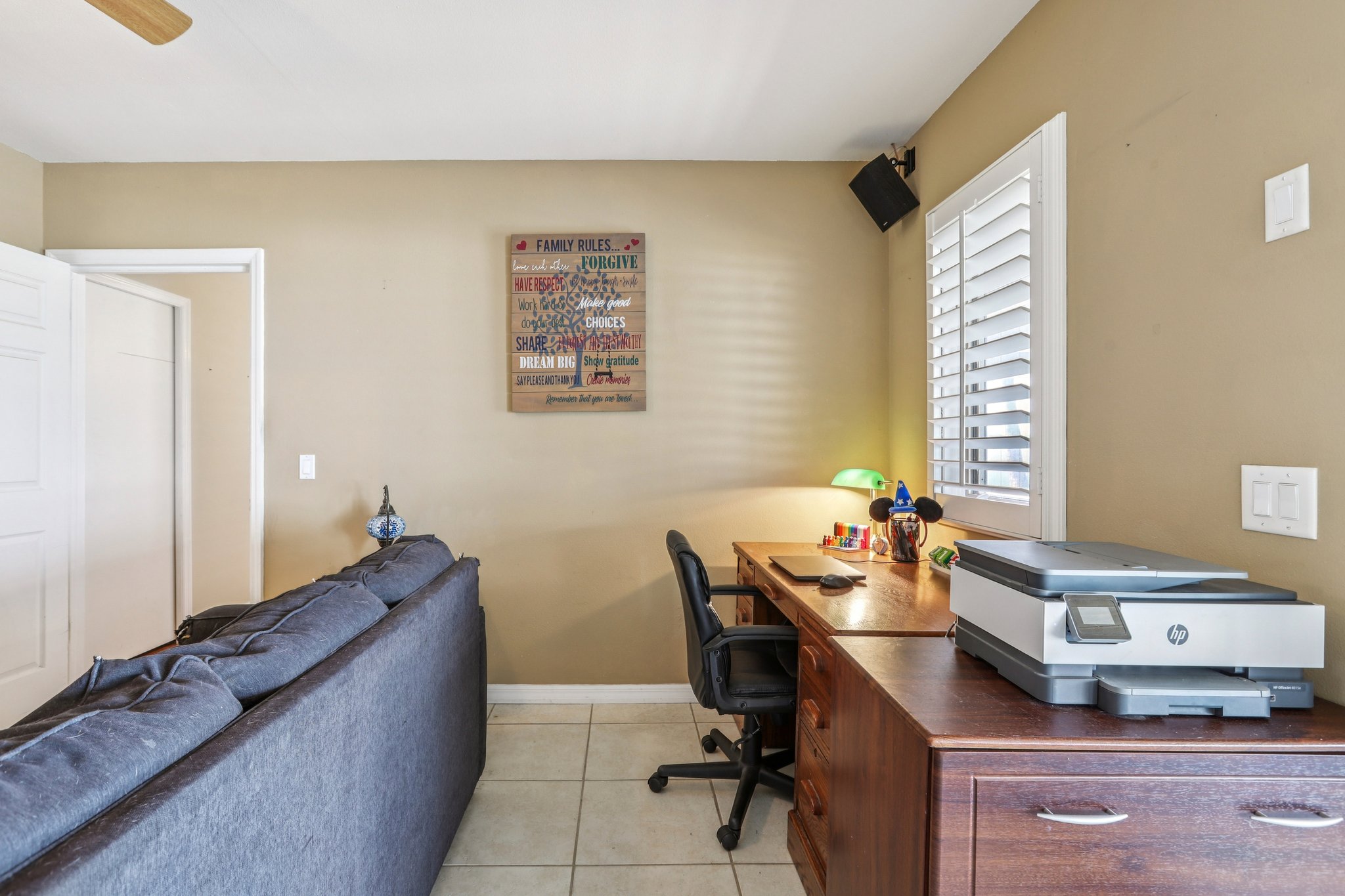 Crump Rd-S3101-051.jpg