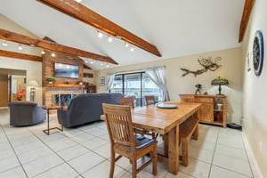 Crump Rd-S3101-019.jpg