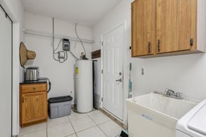 Crump Rd-S3101-030.jpg