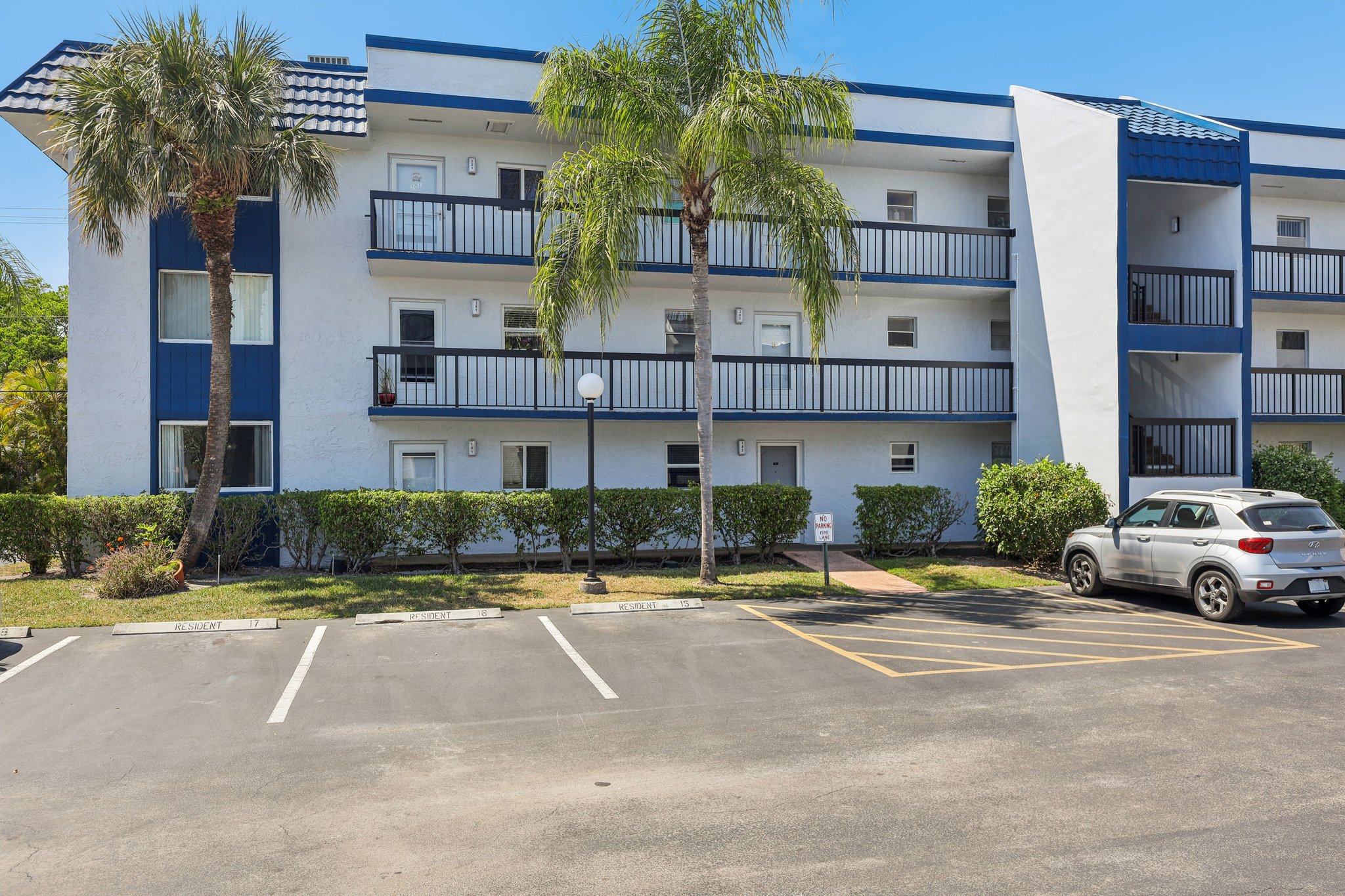 Holiday Springs Blvd 101-S2703-003.jpg