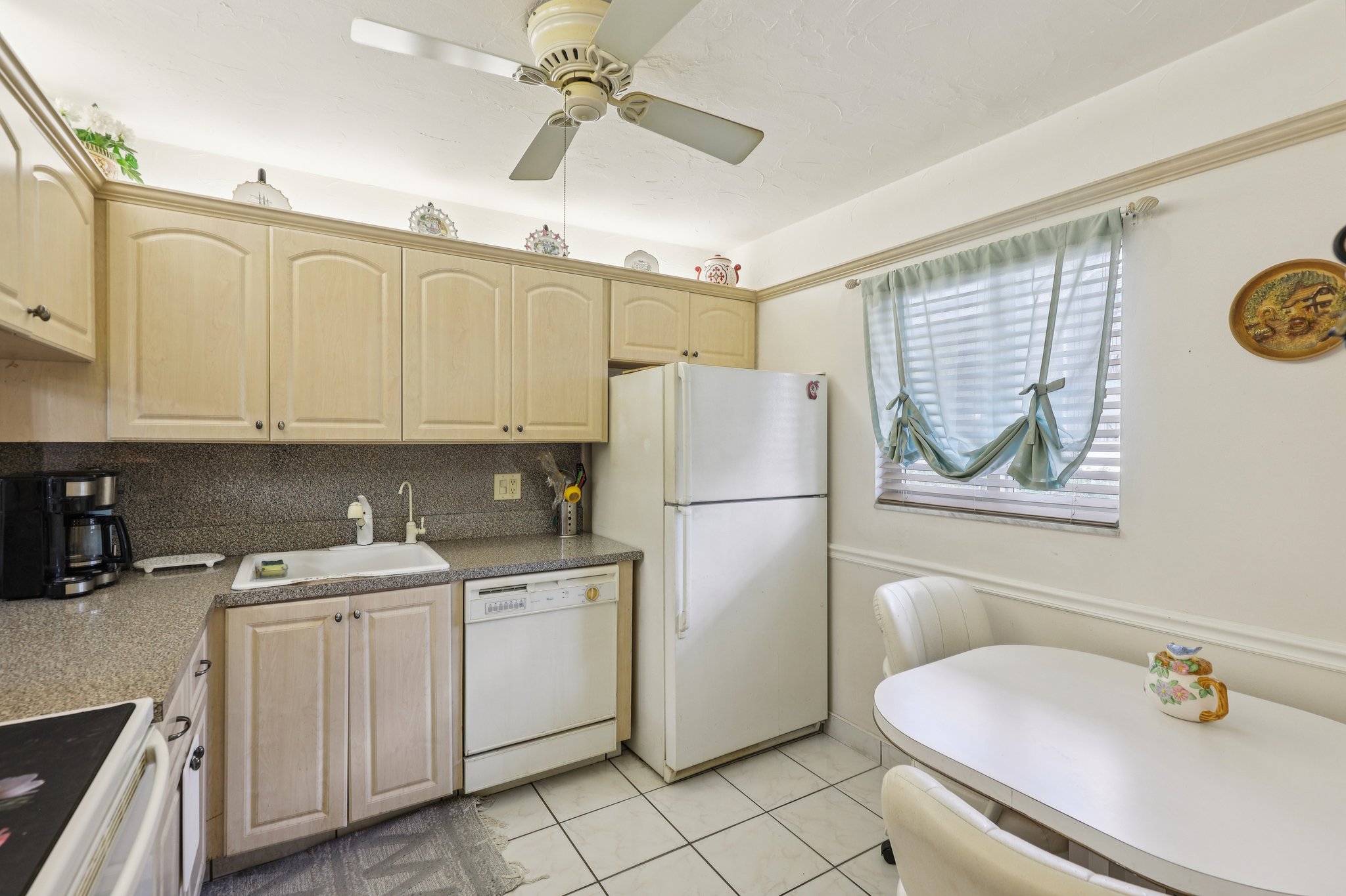 Holiday Springs Blvd 101-S2703-011.jpg