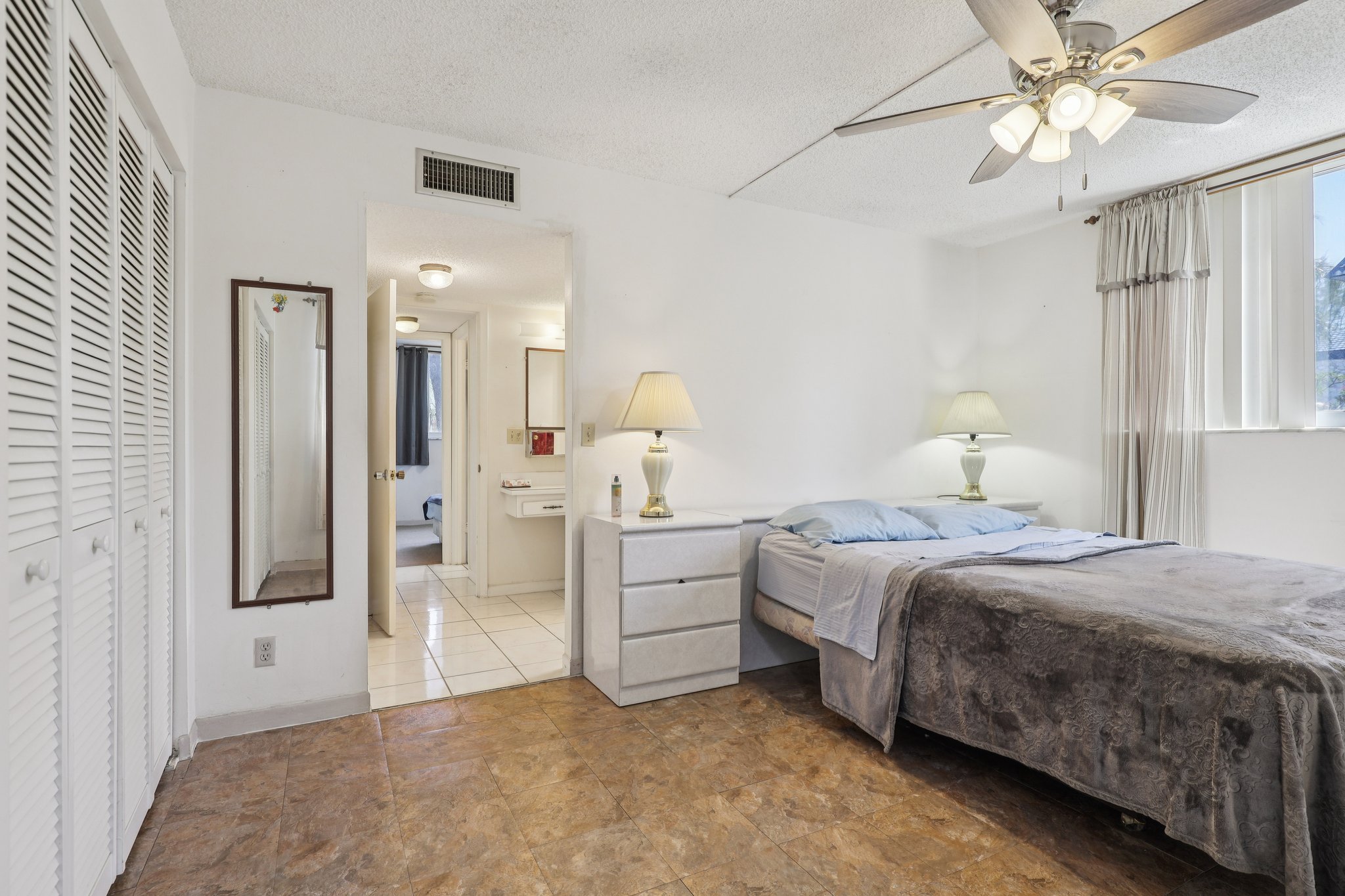Holiday Springs Blvd 101-S2703-018.jpg