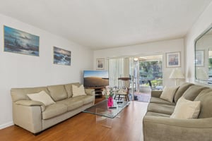 Holiday Springs Blvd 101-S2703-005.jpg