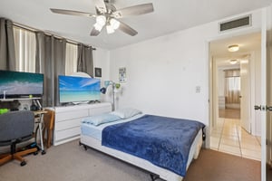 Holiday Springs Blvd 101-S2703-015.jpg