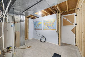  Photo 33