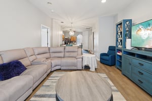 Latourette Dr-S0907-013.jpg