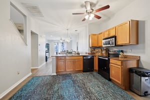 Latourette Dr-S0907-020.jpg
