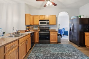 Latourette Dr-S0907-021.jpg