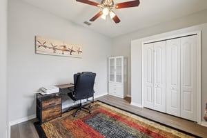 Latourette Dr-S0907-026.jpg