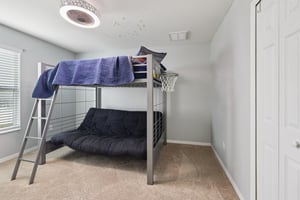 Latourette Dr-S0907-041.jpg