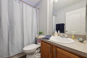 Latourette Dr-S0907-045.jpg