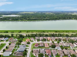Latourette Dr-S0907-057.jpg