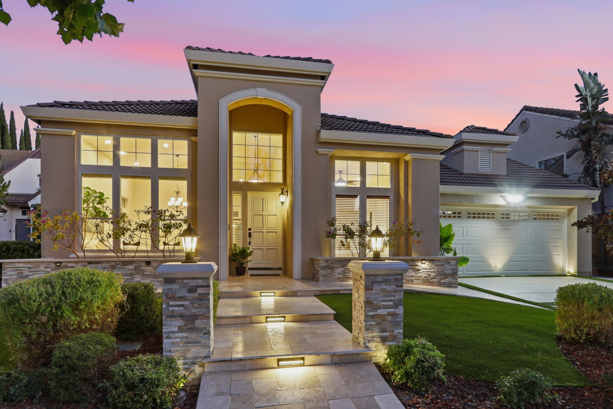 030_F8_TWILIGHT_3056 Dante Ct