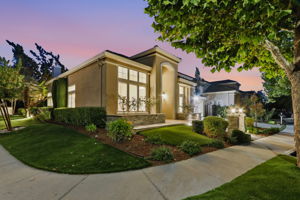 047_F8_TWILIGHT_3056 Dante Ct