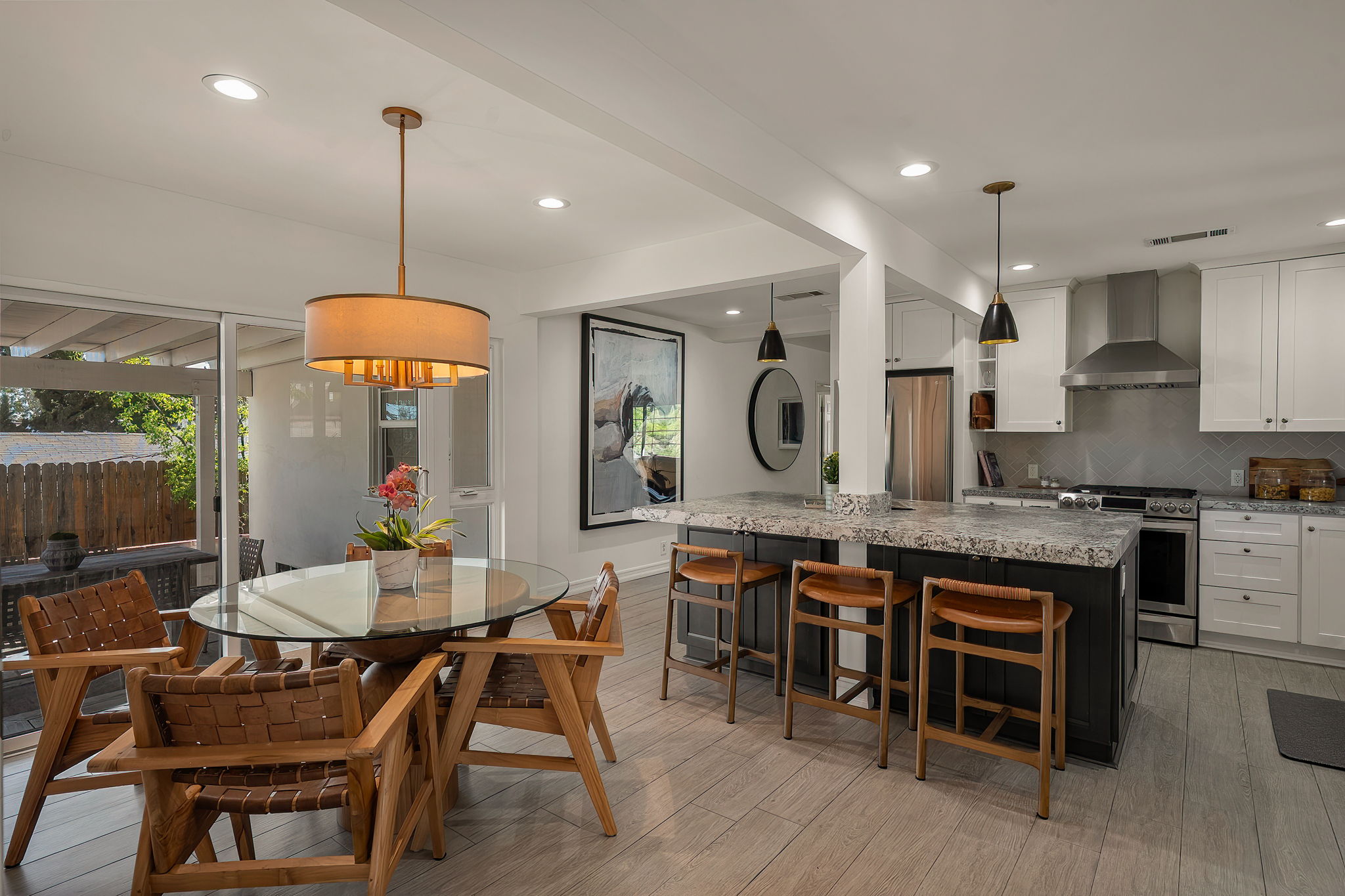 3056 N Buena Vista Street-17