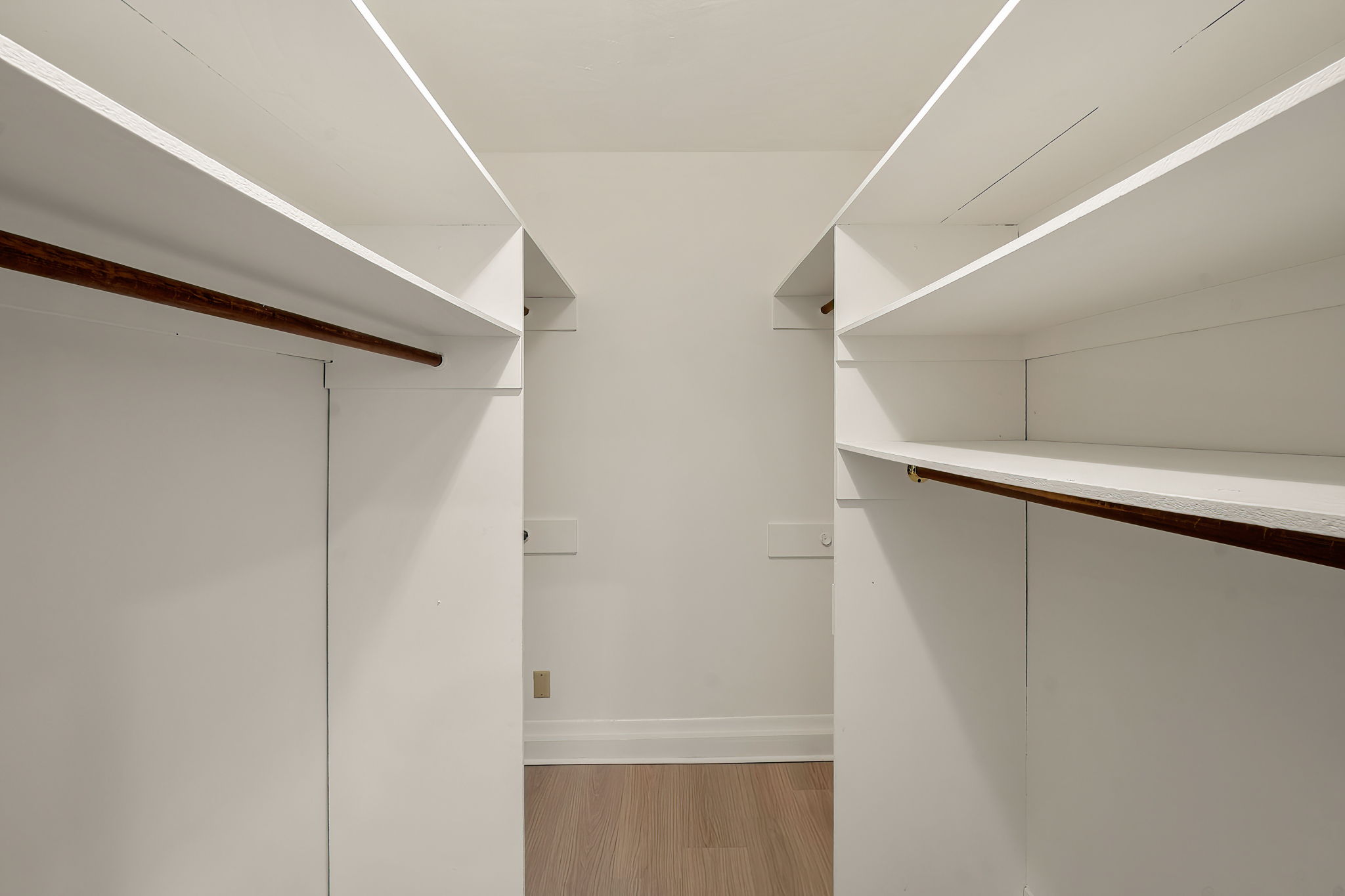 3056 N Buena Vista Street-24