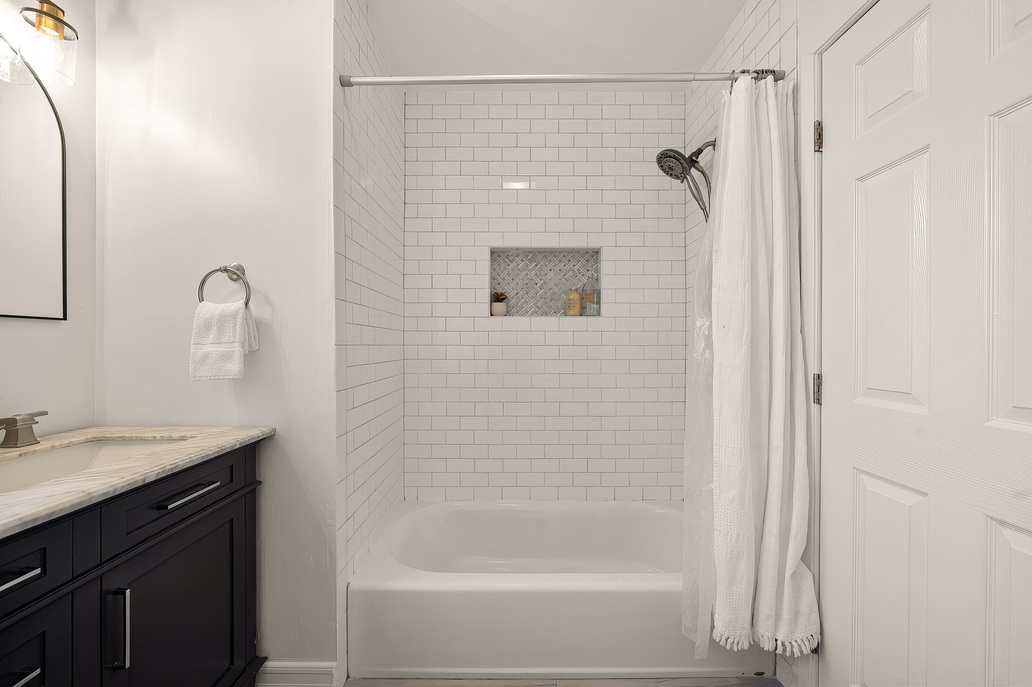 3056 N Buena Vista Street-42