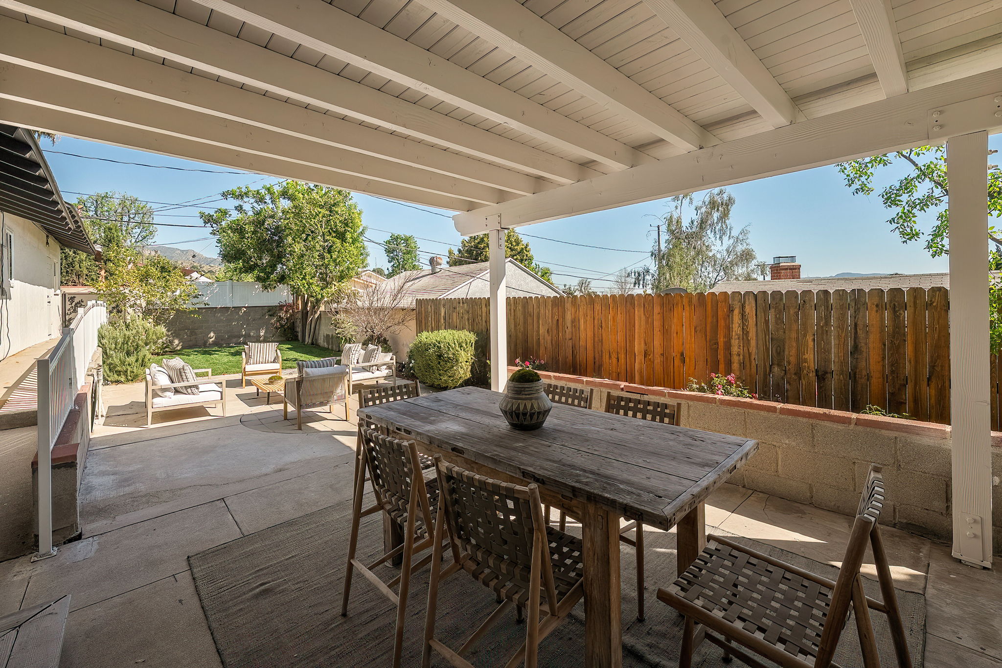 3056 N Buena Vista Street-63