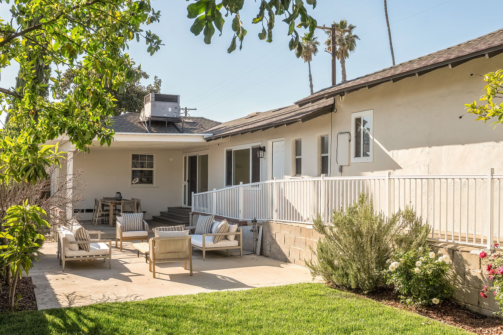 3056 N Buena Vista Street-67