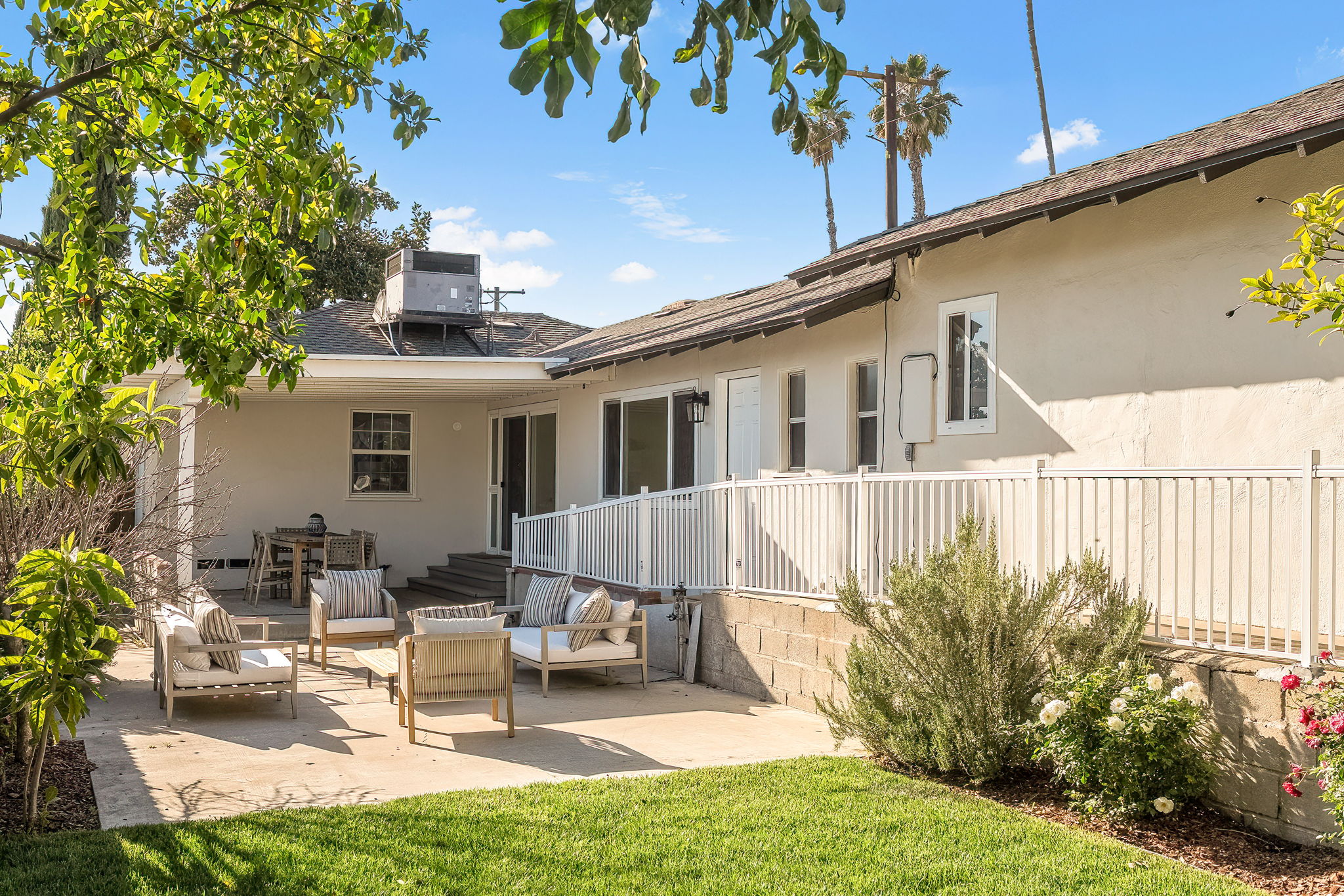 3056 N Buena Vista Street-68