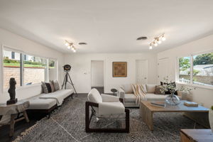 3056 N Buena Vista Street-32