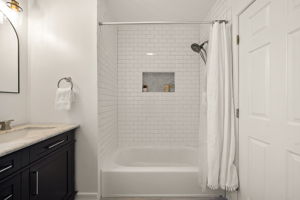 3056 N Buena Vista Street-42