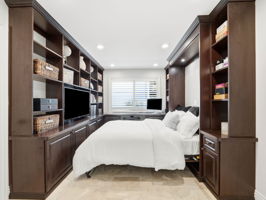 Photo 70