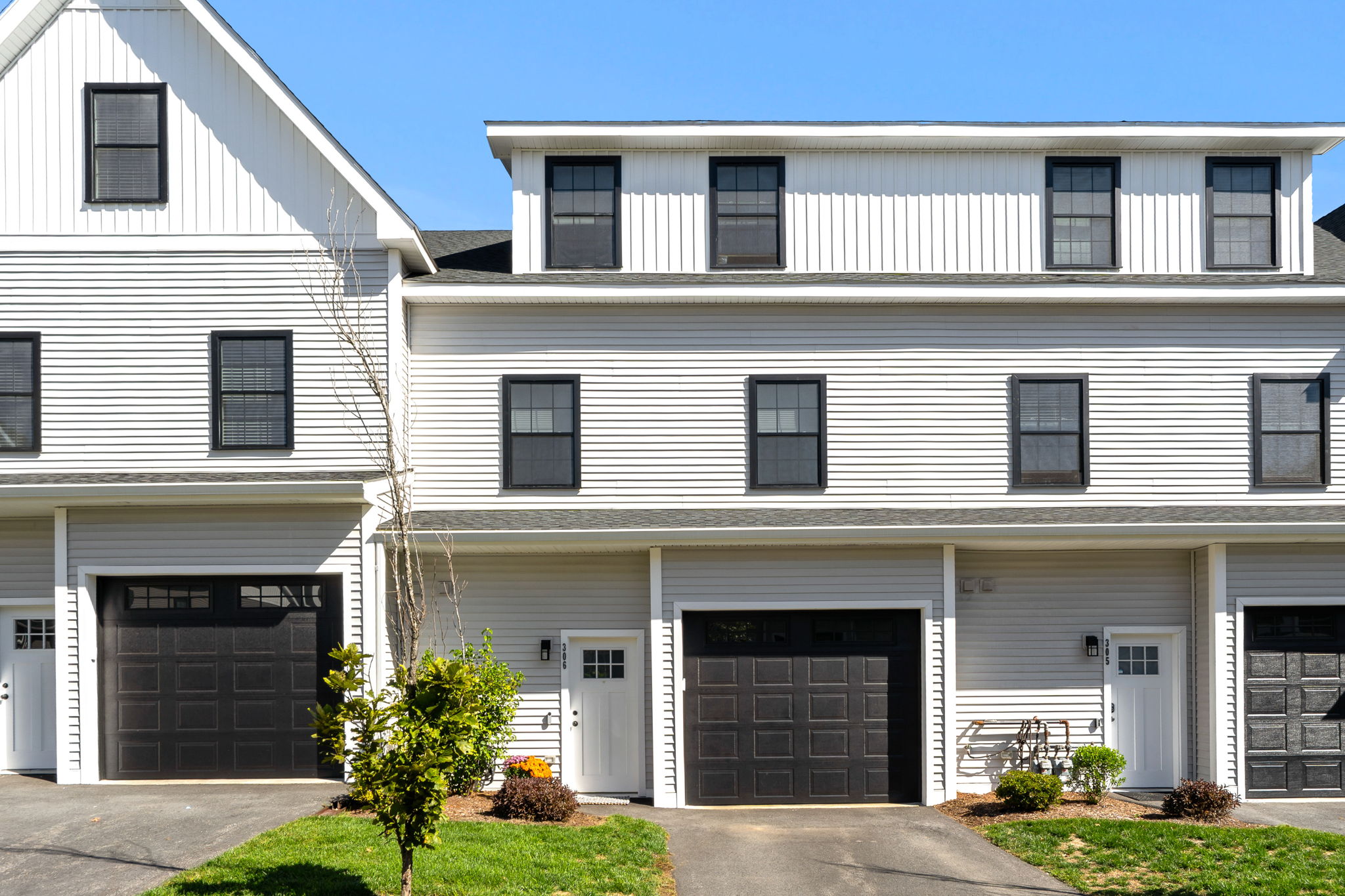 306 Albion Rd, Billerica, MA 01821, USA Photo 4