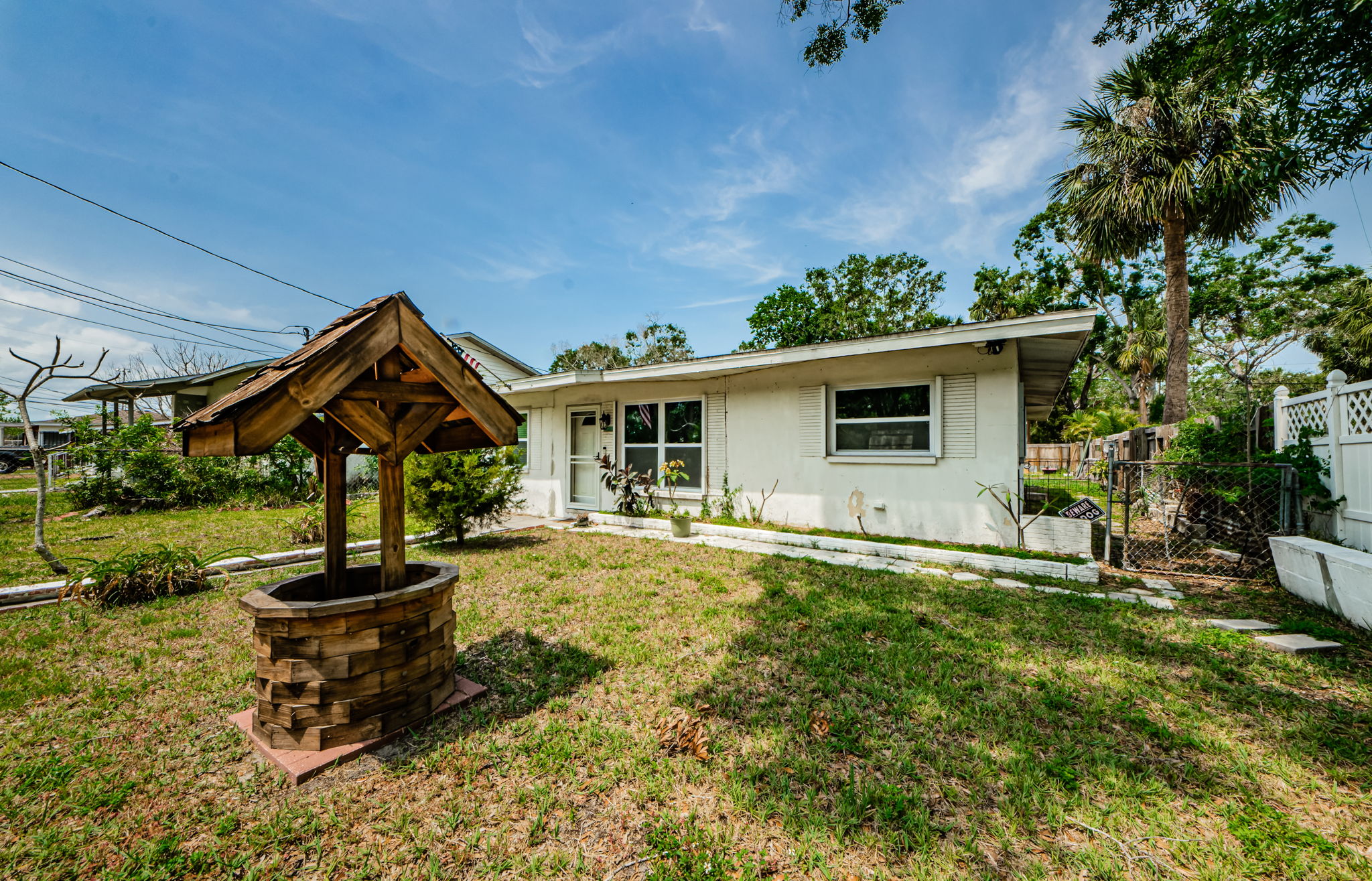 Front Exterior 3
