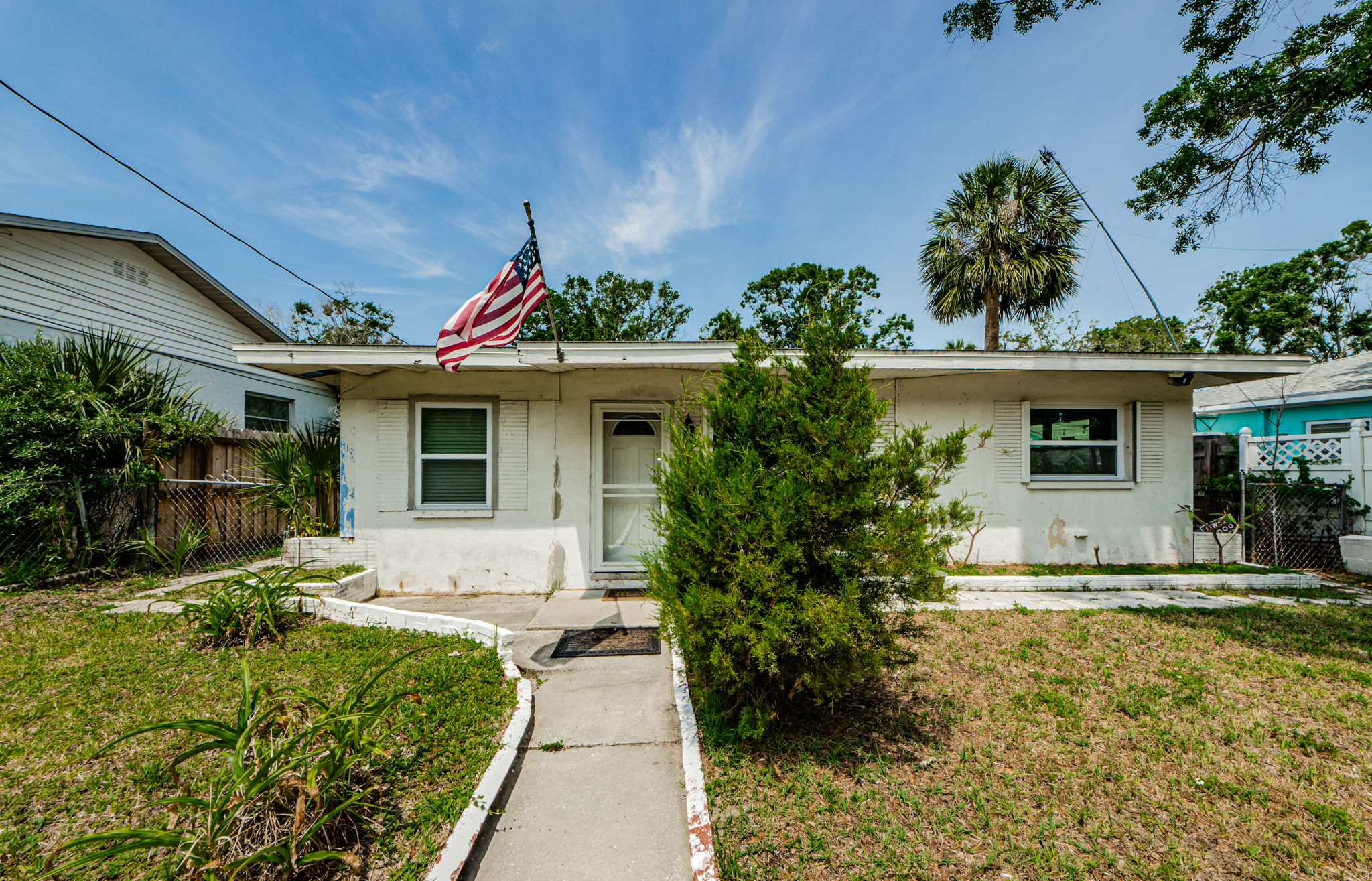 Front Exterior 4