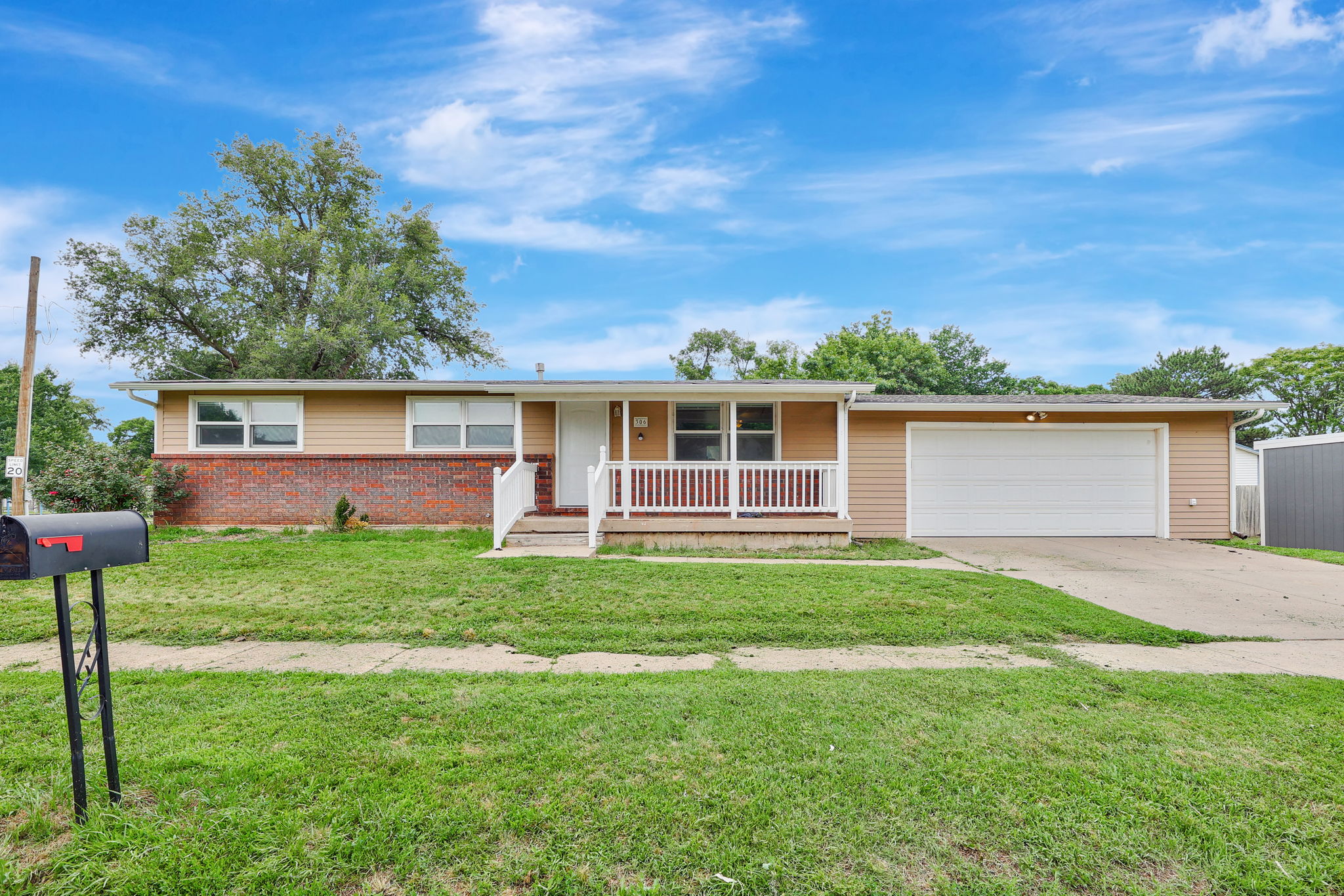 306 E Ave D, Mount Hope, KS 67108 | Tobie Andrews Photography