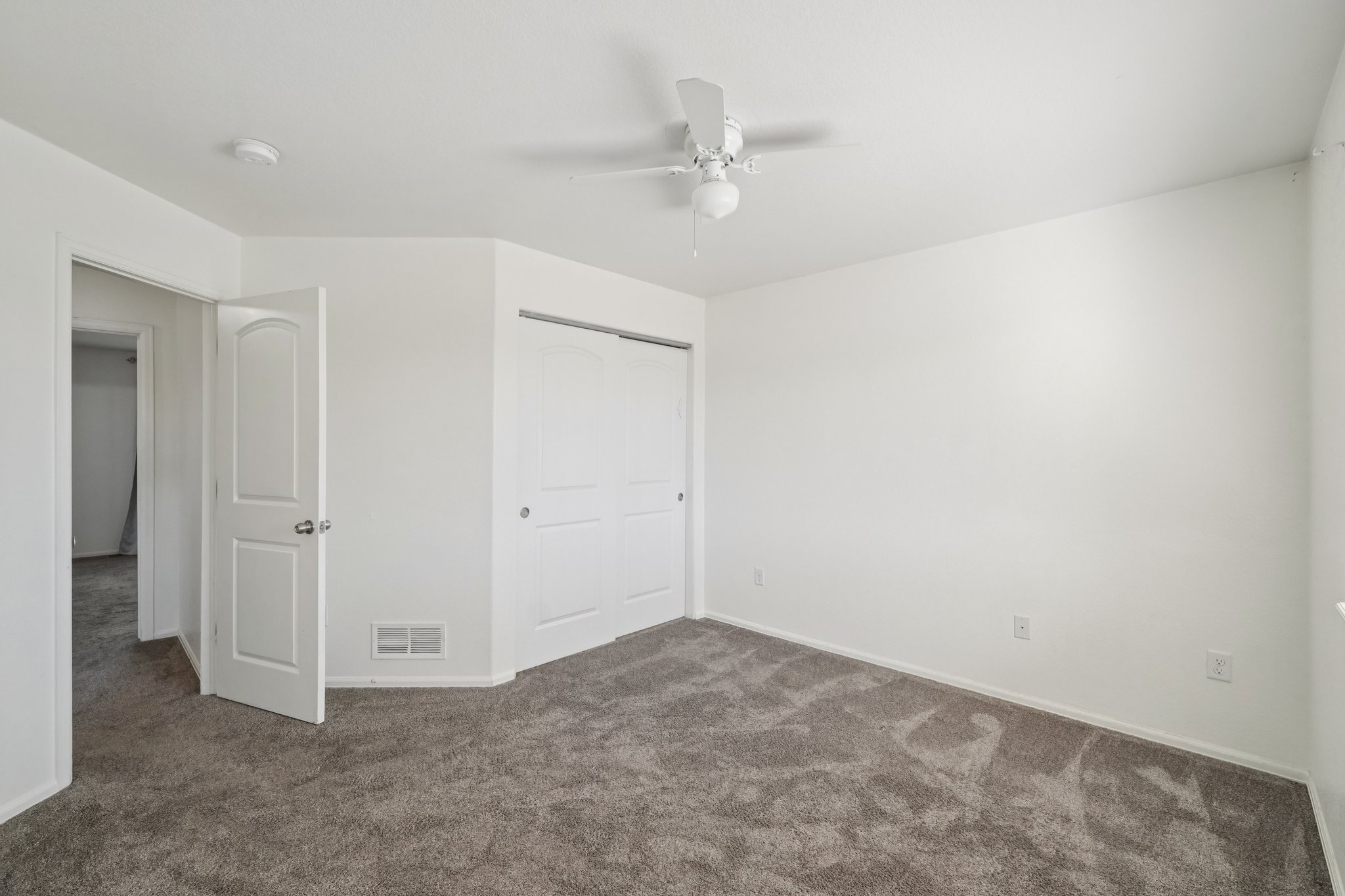 Fossil Dr-S2110-020.jpg