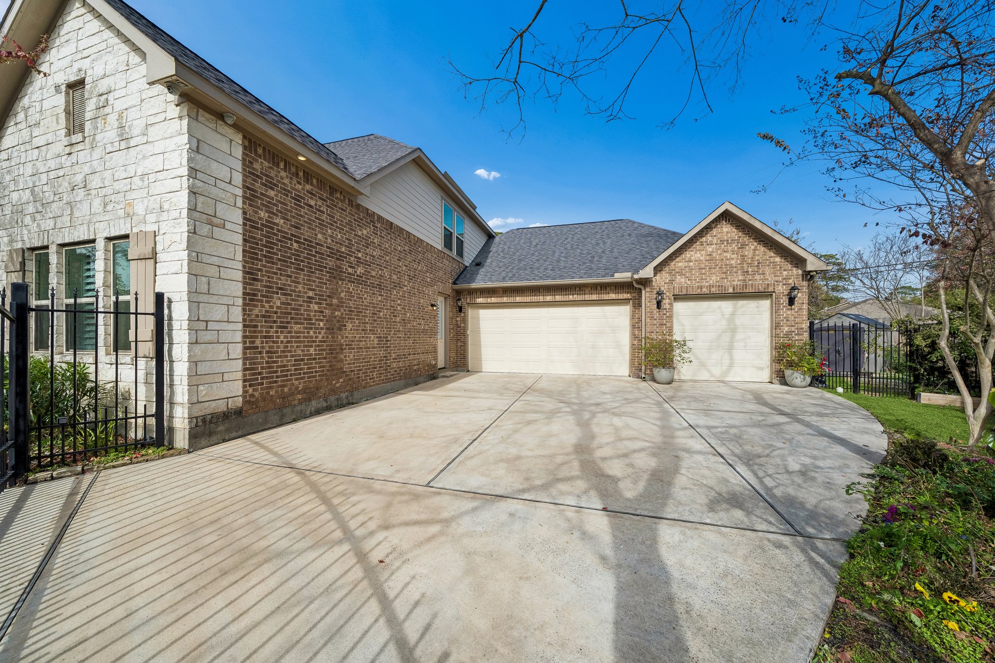 306 Kotar Ct, Spring, TX 77388_005.jpg