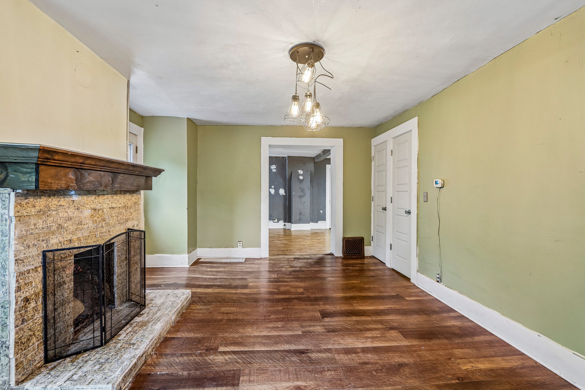 Milton Ave-S1610-011.jpg