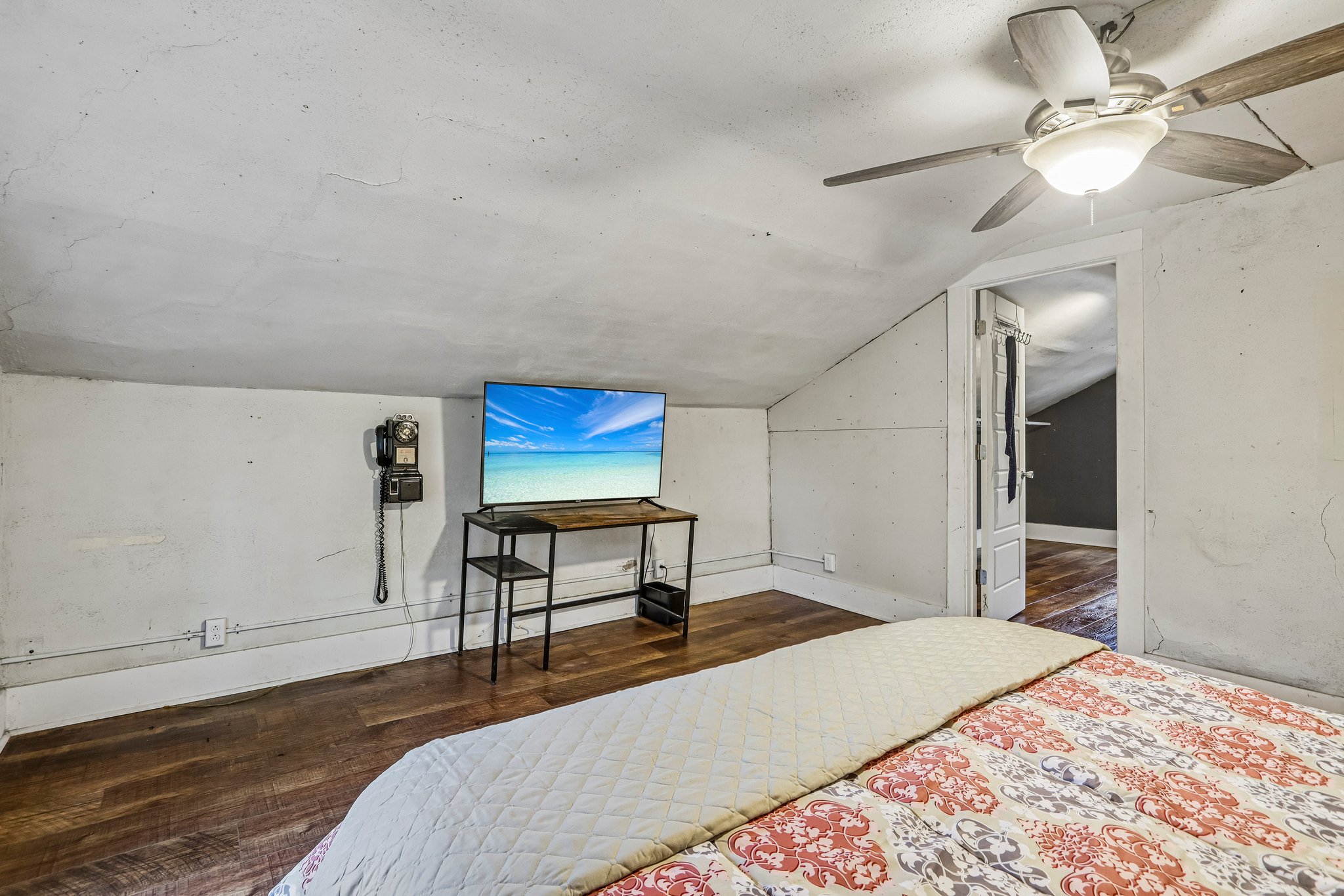 Milton Ave-S1610-026.jpg