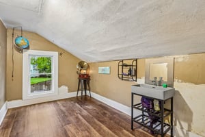 Milton Ave-S1610-022.jpg