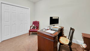 306 Potomac Drive-43