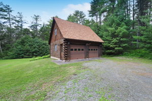  Photo 40