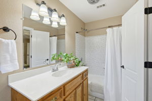 Private Bathroom for Bedroom 3