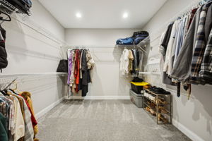 Primary Bedroom Closet