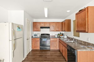 Kitchen 1 of 2