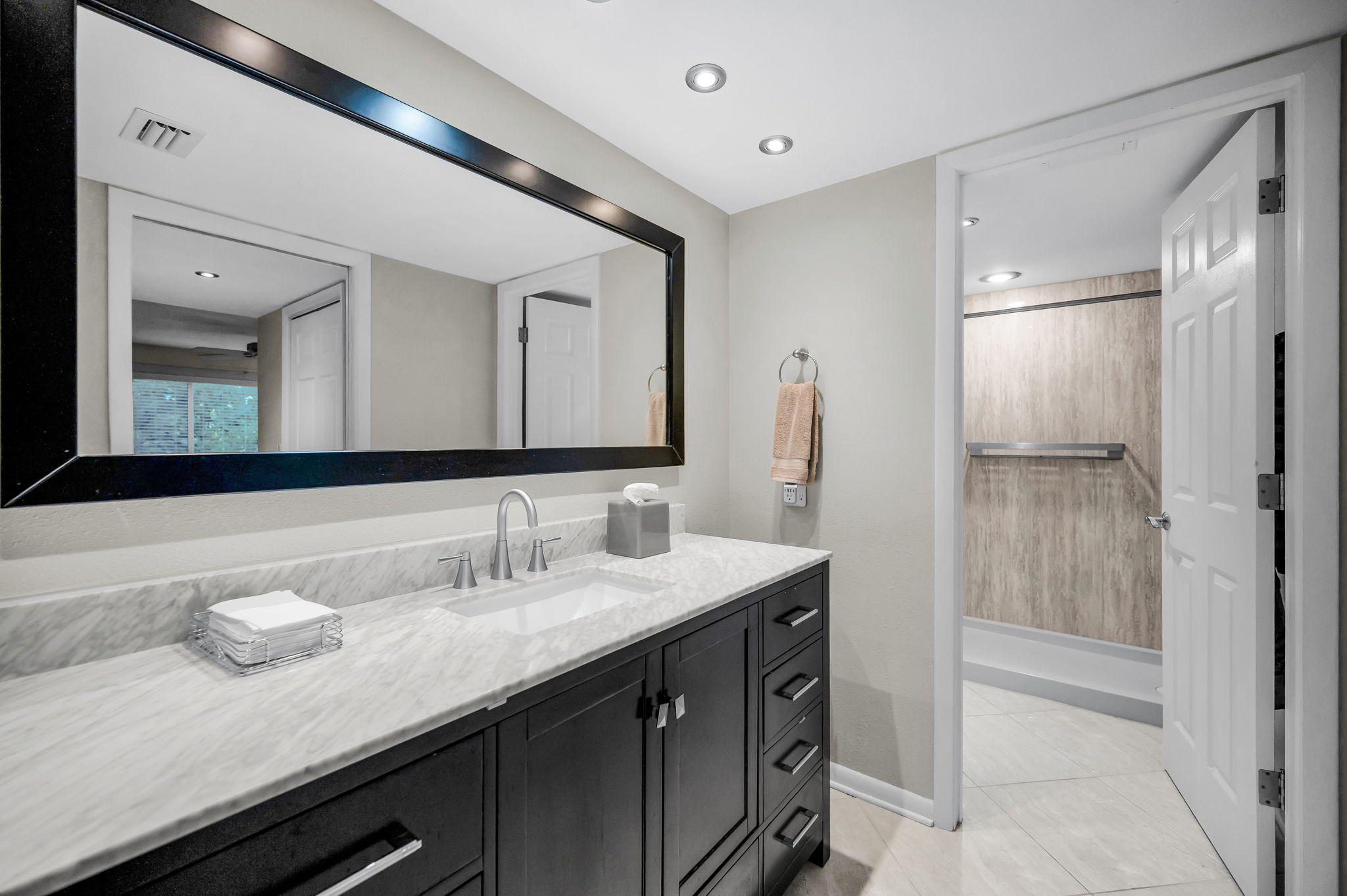 Primary Bathroom1a