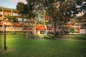 Front Exterior1