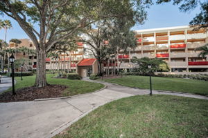 Front Exterior5